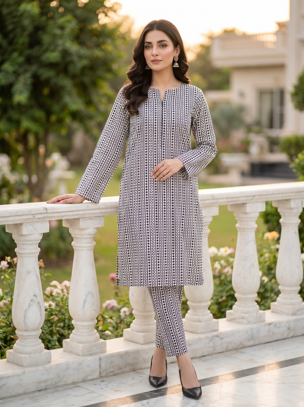 Elegant Black & White Printed Lawn 2-Piece Unstitch Suit