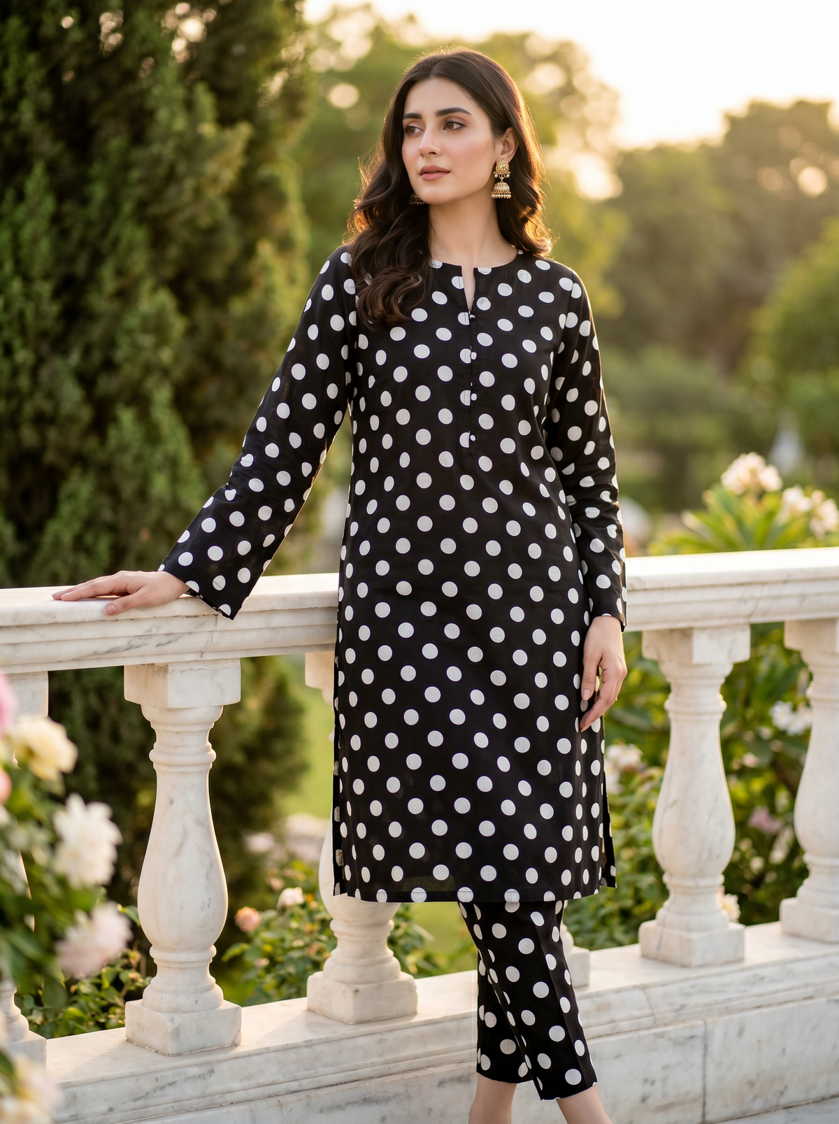 Black Polka Dot 2-Piece Unstitch Women's Suit