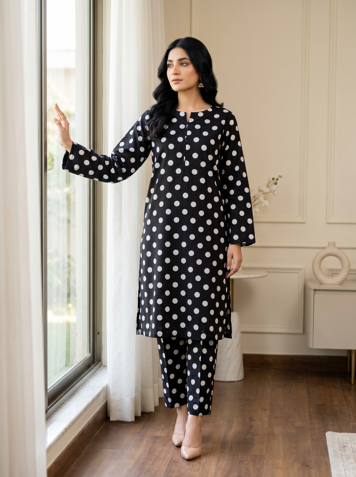 Black Polka Dot 2-Piece Unstitch Women's Suit